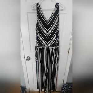 Nina Leonard Black and White Striped Garment